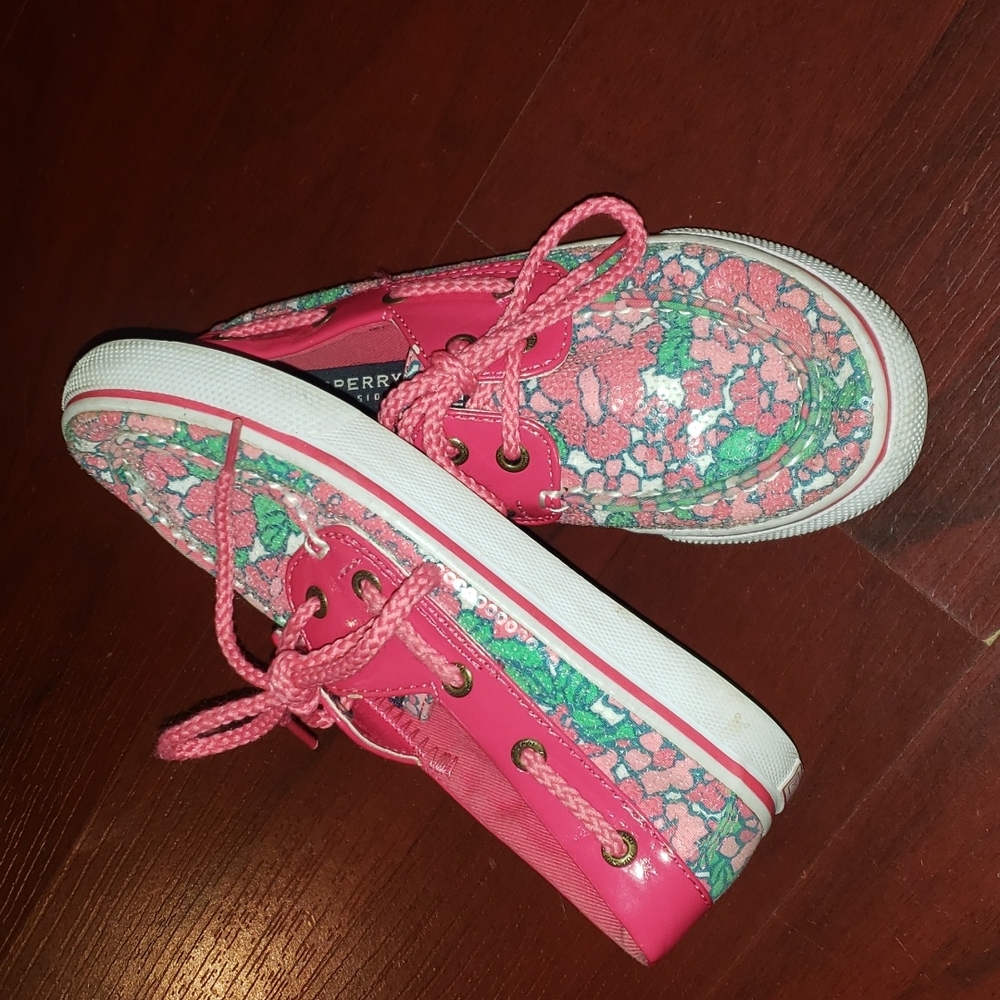 Girls size 1 Sperry Shoes....Used still in great shape...sparkly and floral